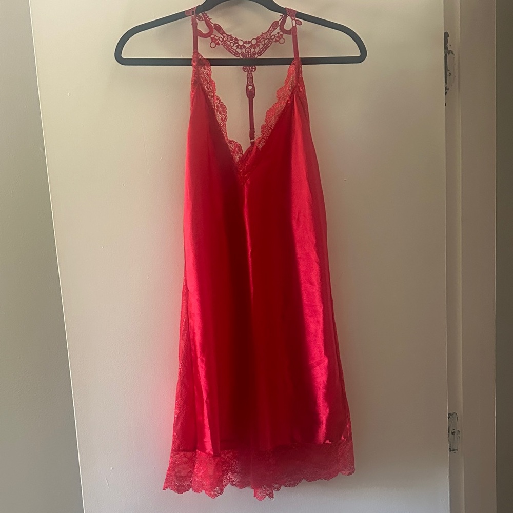 Luxurious Scarlet Lace Chemise